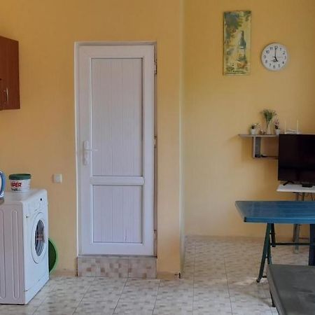 Lily Pearls Inn Kobuleti Extérieur photo