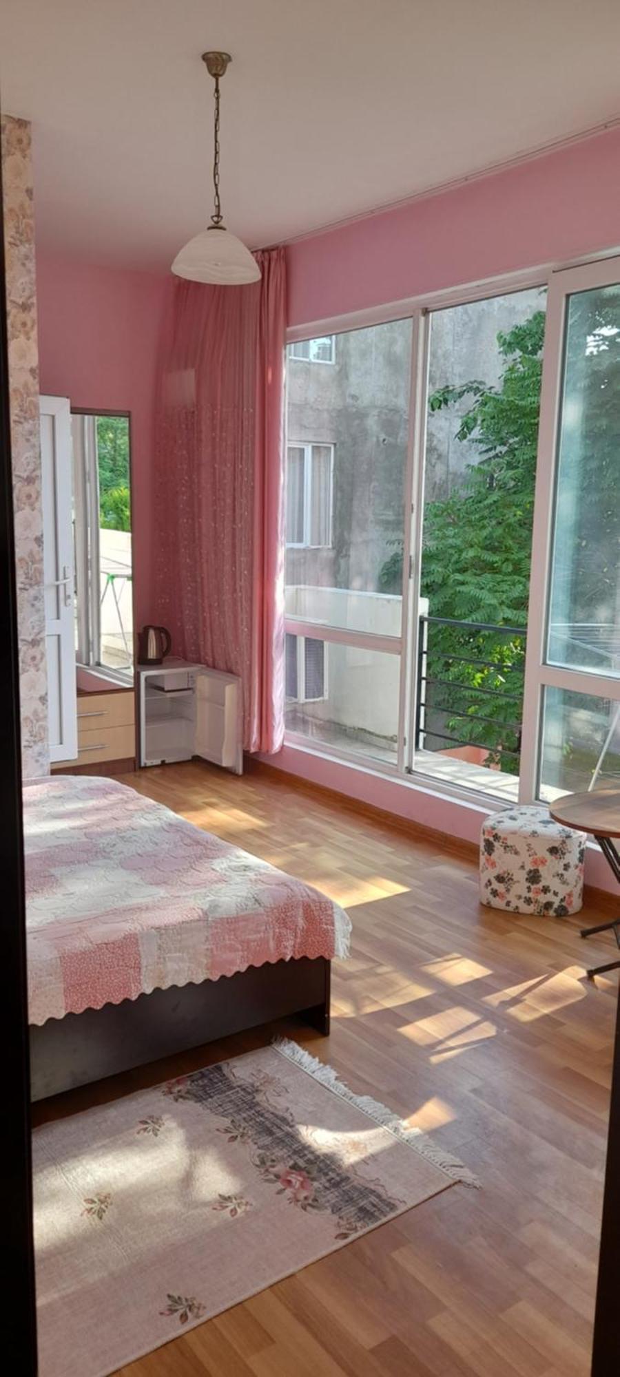 Lily Pearls Inn Kobuleti Extérieur photo